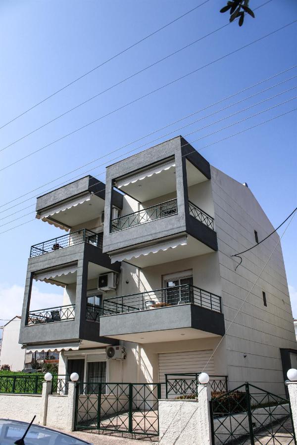 Toli Apartments Kallithea  Bagian luar foto