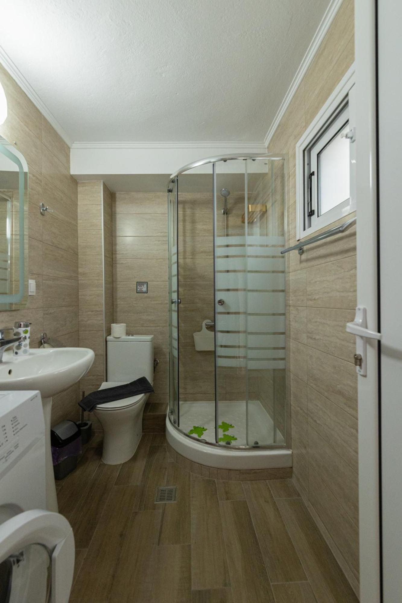Toli Apartments Kallithea  Bagian luar foto